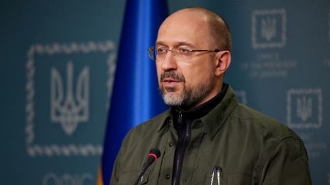 Шмигаль закликав українців вже почати готуватись до зими і запастися необхідними речами