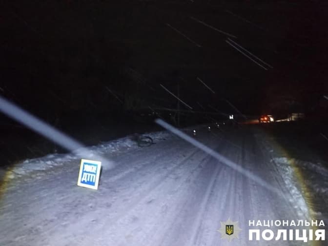 На Львівщині п'яний водій збив насмерть пішохода та втік