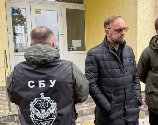 На мільйонному хабарі затримали голову сільради на Львівщині