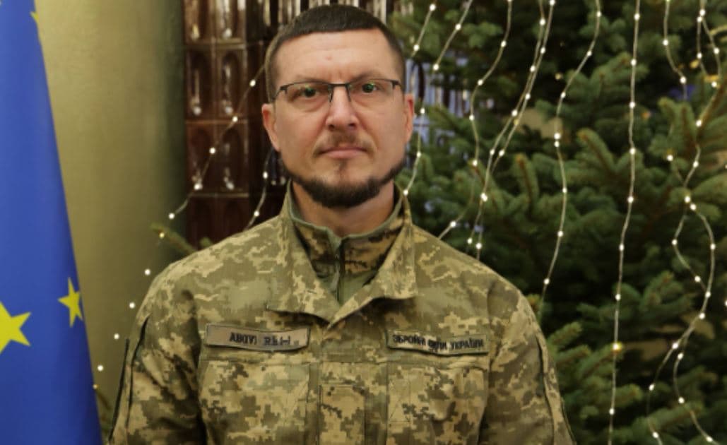 Воїн із Львівщини, який з підрозділом тримав оборону в повному оточенні, отримав звання Героя України