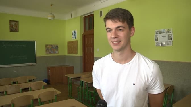 Випускник львівської гімназії написав мультипредметний тест без жодної помилки