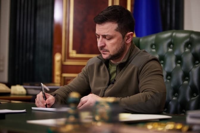 Зеленський відзначив державними нагородами освітян Львівщини
