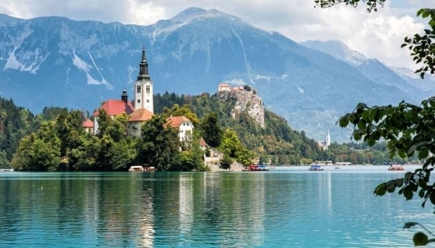 Словенія відкрила кордони для українців