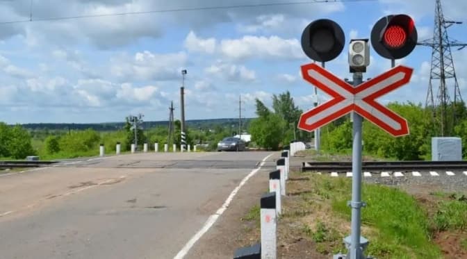 На Львівщині на два дні перекриють залізничний переїзд. Схема об'їзду