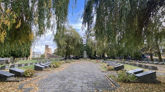 Останки майора Путіна і агента НКВС Кузнєцова перенесуть на Голосківський цвинтар