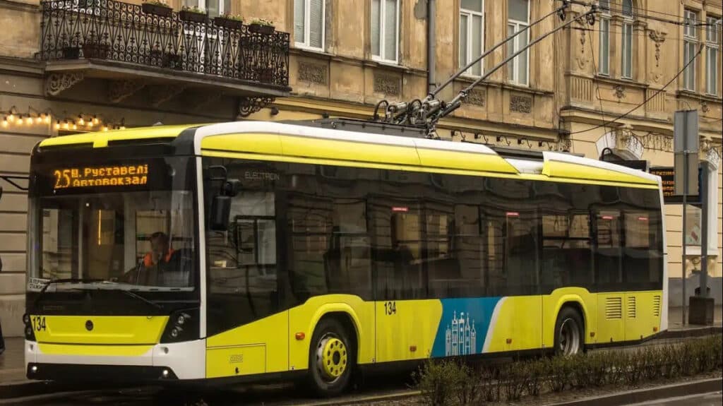 Тролейбус до виїзду зі Львова: чи планують в місті втілювати ці плани