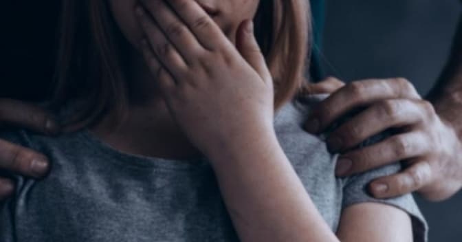 Адвокат розповів деталі у справі львівського священнослужителя, якого підозрюють у розбещенні доньки