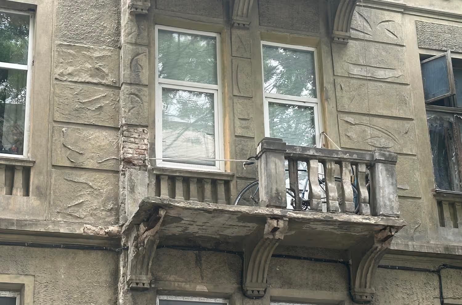 Аварійні балкони у Львові ремонтують за програмою співфінансування: 80% оплачує місто