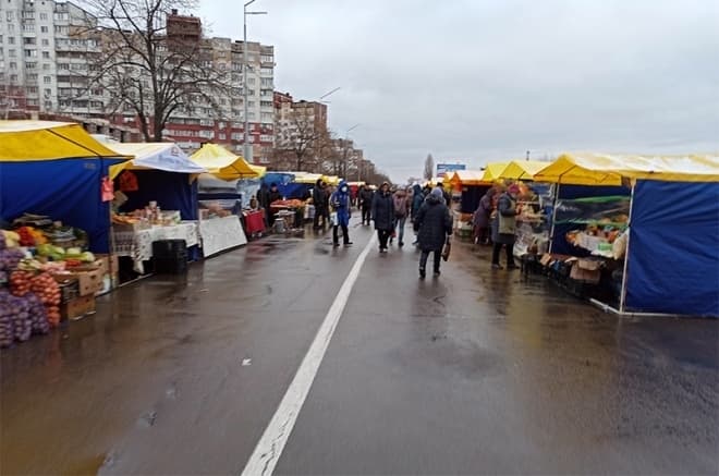 В Києві 18 лютого змінять маршрути деякі автобуси