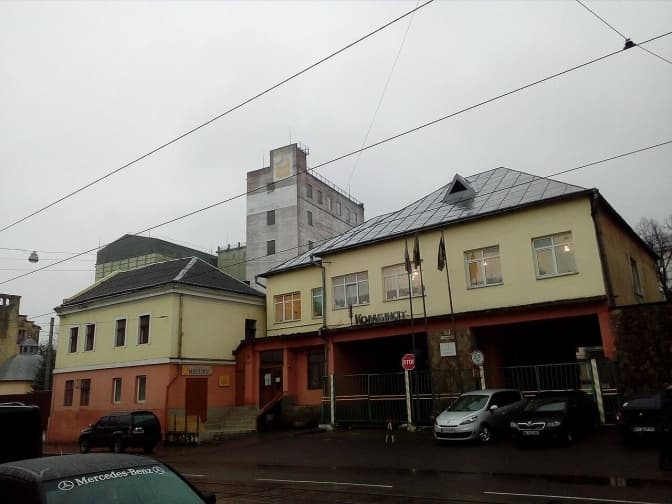 У Львові на території хлібокомбінату знайшли уламки ракети «Кинджал»