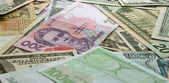 Відтепер готівки в іноземній валюті можна зняти втричі більше, – Нацбанк