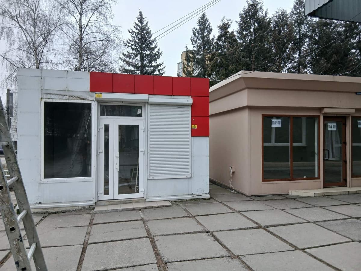 На проспекті Чорновола у Львові демонтували вже чотири МАФи