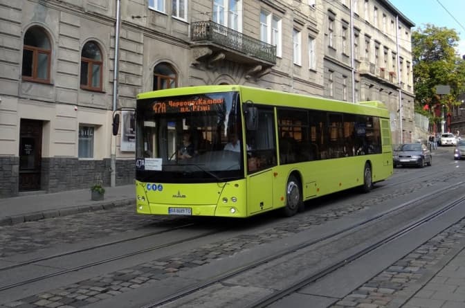 Як працює найдовший у Львові автобусний маршрут №47а. Відео наживо