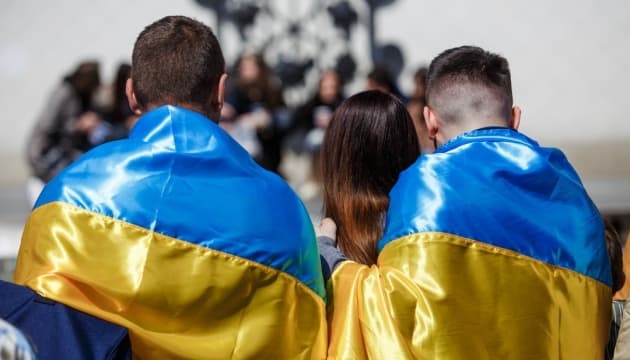 До Дня Незалежності деякі українці отримають виплати. Кого це стосується