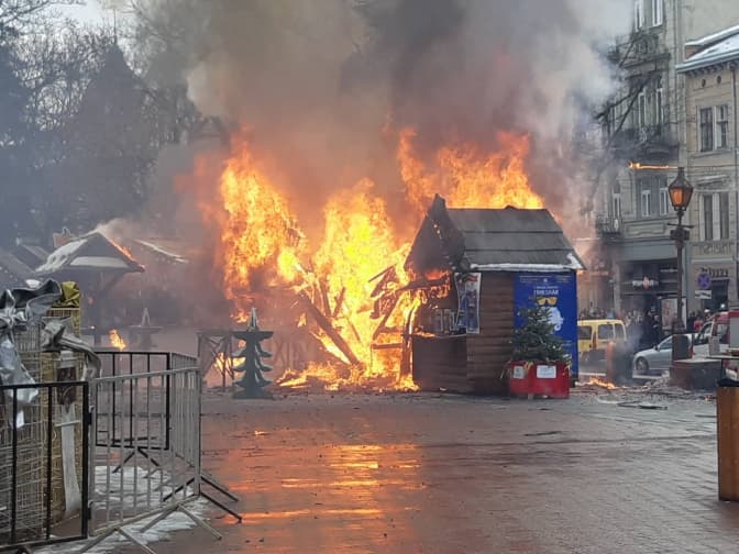 Лікарі досі борються за життя потерпілого на львівському ярмарку