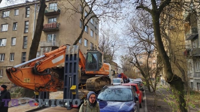 Вул. Тютюнників, 55 у Львові