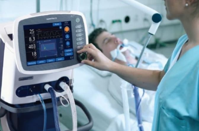 На Львівщині чоловіка госпіталізували та підключили до ШВЛ через правець