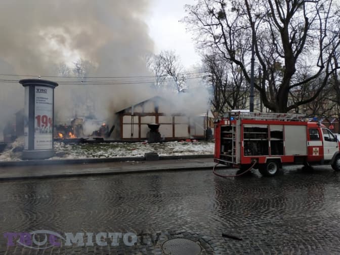 У Львові через вибух газового балону можуть закрити Різдвяний ярмарок