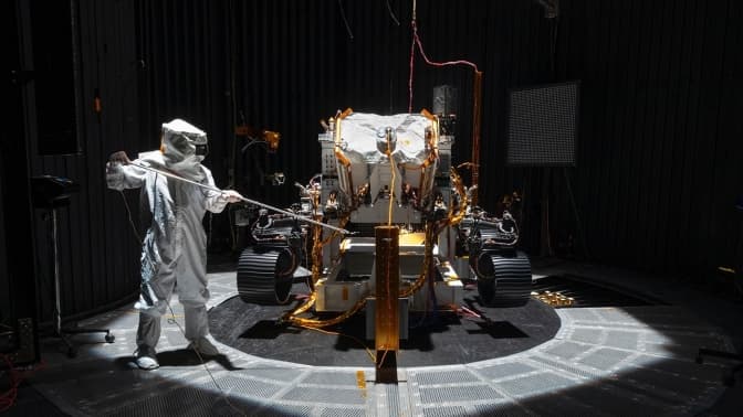 Марсохід NASA долетів до Марсу. Трансляція посадки вже почалася