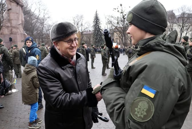 У центрі Львова відбулась перша у цьому році присяга військових. Фото