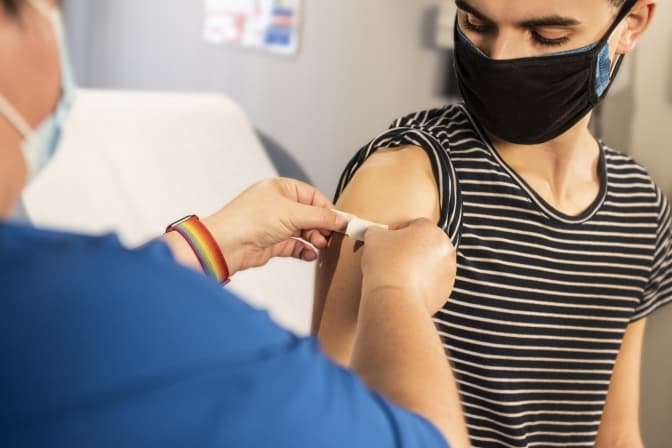 Де вакцинуватися у Львові сьогодні. Локації, графік, вакцини