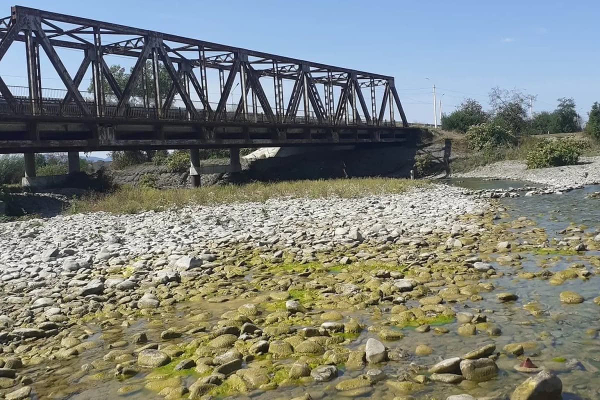 Через маловоддя на Львівщині зменшили ліміти забору води