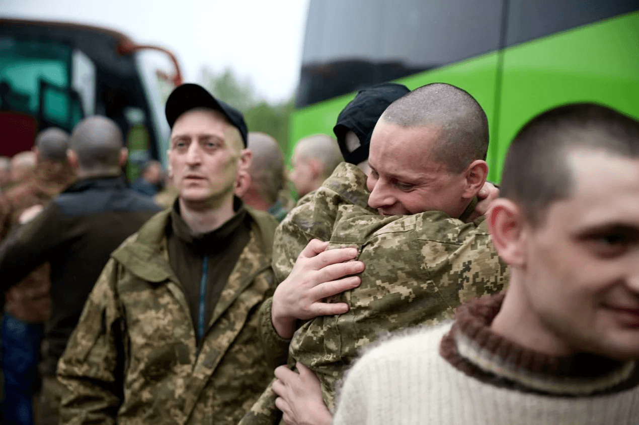 205 українців повернулися з полону / Фото зі сторінки Володимира Зеленського