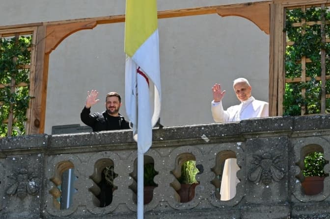 Зеленський матиме аудієнцію з Папою Римським Левом XIV у Римі – ЄП. Оновлено