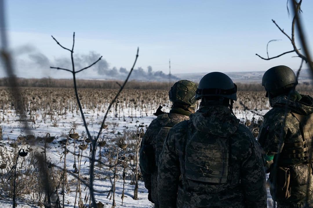 Противник наступає на чотирьох напрямках, а на інших – обороняється, – Генштаб