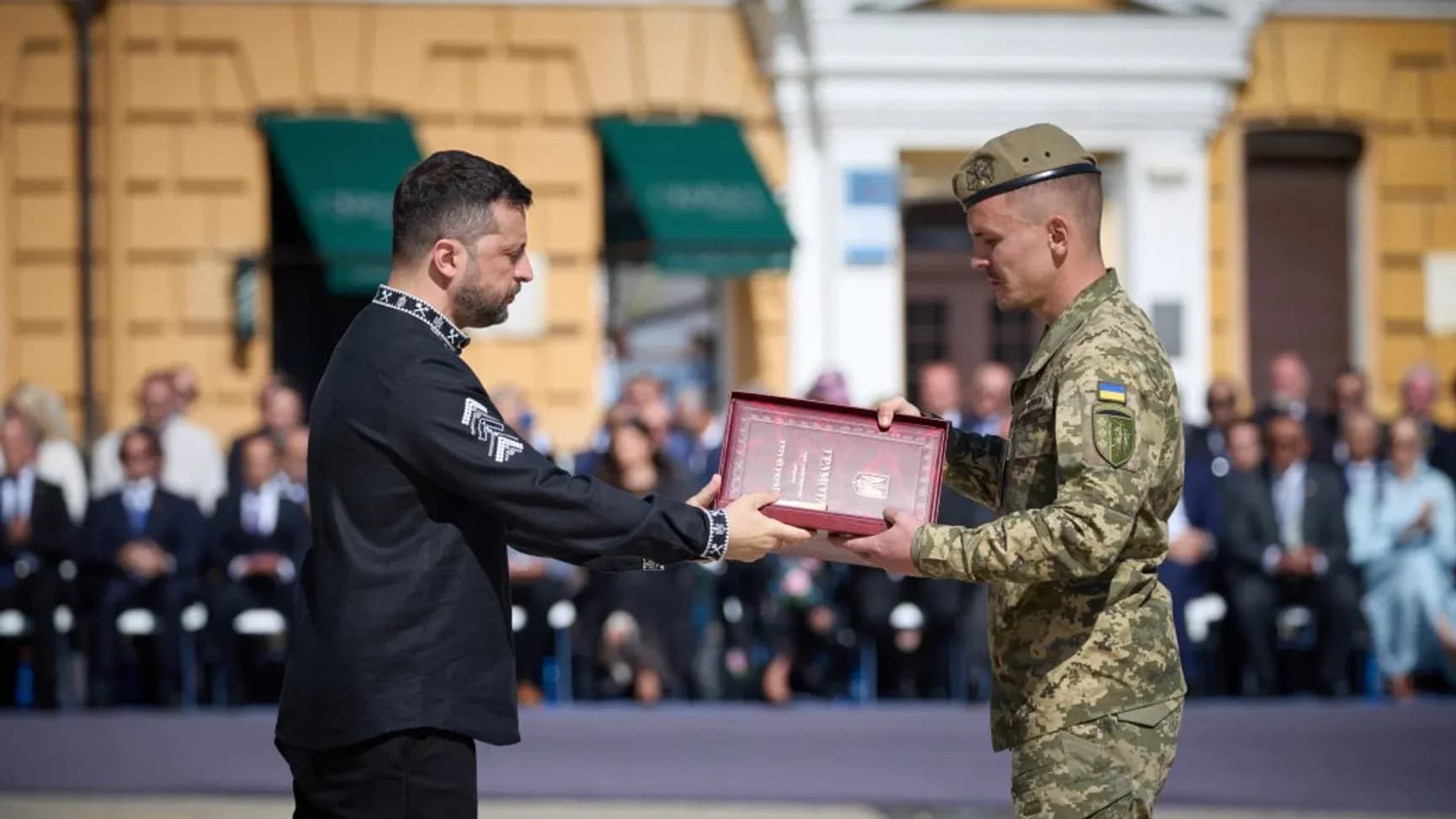Павло Севрюк — під час нагородження званням Герой України. Фото: ОП