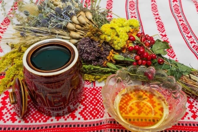 Сьогодні в Україні відзначають Медовий Спас