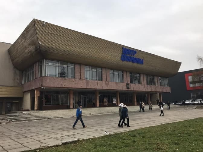 Львів'ян кличуть у Центр Довженка на щотижневі перегляди фільмів мовою оригіналу
