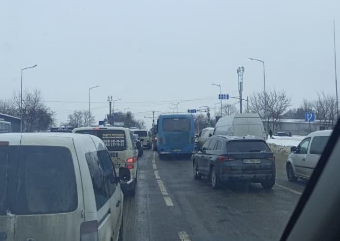 Біля Львова відбулася стрілянина. Оголошено план перехоплення. Доповнено