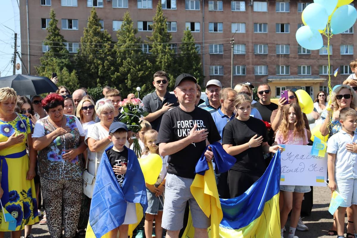 Після понад трьох років полону додому повернувся захисник із Львівщини