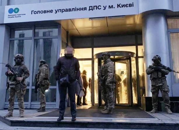 Мільярдні схеми. ДБР провело обшуки в очільниці податкової Києва Оксани Датій. Оновлено