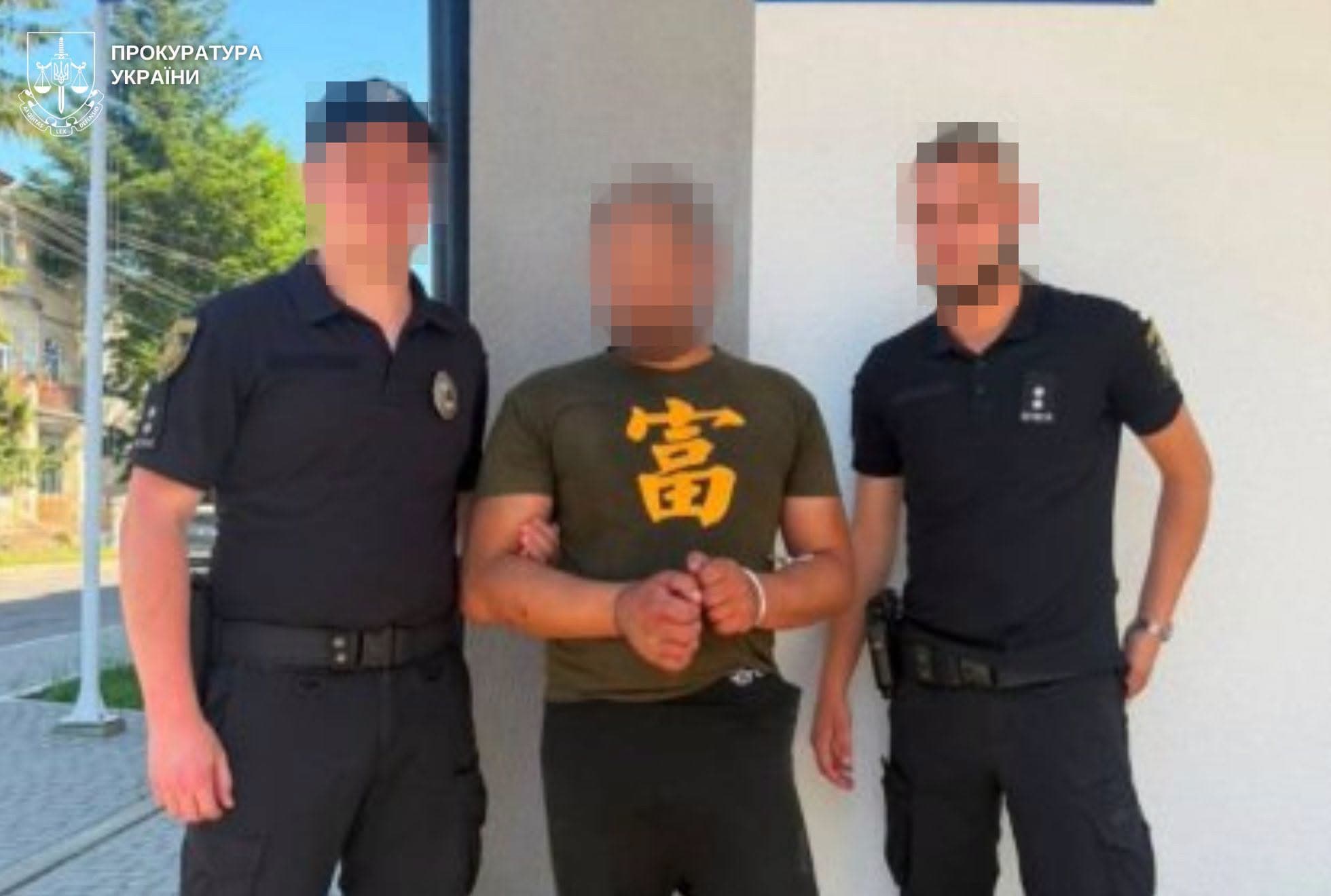 На Львівщині чоловік отримав 5,5 років ув'язнення за наругу над меморіалом / фото: прокуратура