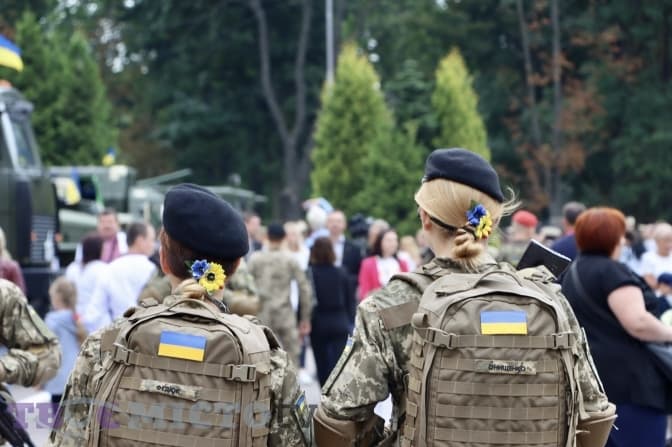 Військовий марш до Дня Прапора та відкриття навищого флагштоку. Головне