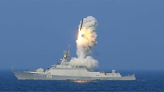 У Чорному морі росіяни тримають у готовності сім носіїв ракет «Калібр»