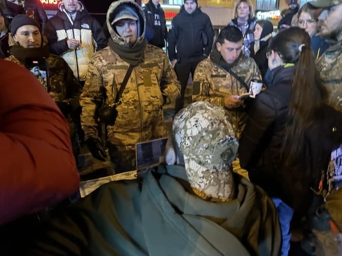Поліція відкрила справу щодо нібито волонтерського фонду «Врятуй рідну країну», який підозрюють у шахрайстві
