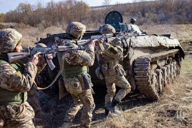 Сили оборони ліквідували більше тисячі окупантів за добу