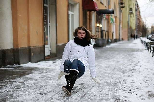 Рекорд за цю зиму. Через ожеледицю за добу до травмпунктів Львова звернулася 131 людина