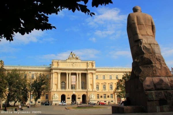 ЛНУ ім. Франка став найпопулярнішим серед абітурієнтів, Політехніка - третя