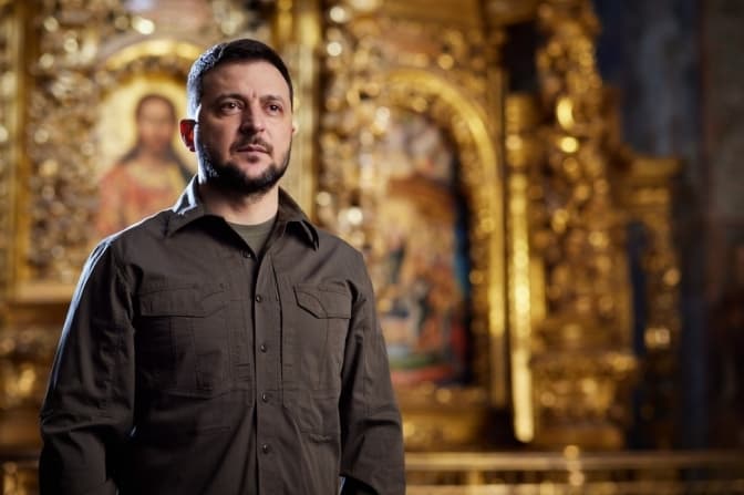 «Бог серед міста, і воно не похитнеться». Про що говорив президент у Великодньому зверненні