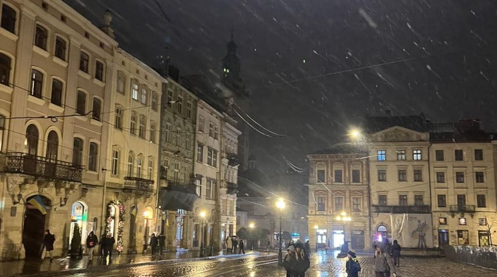На Львівщину знову можуть повернутися сніг та нічні морози. Прогноз погоди