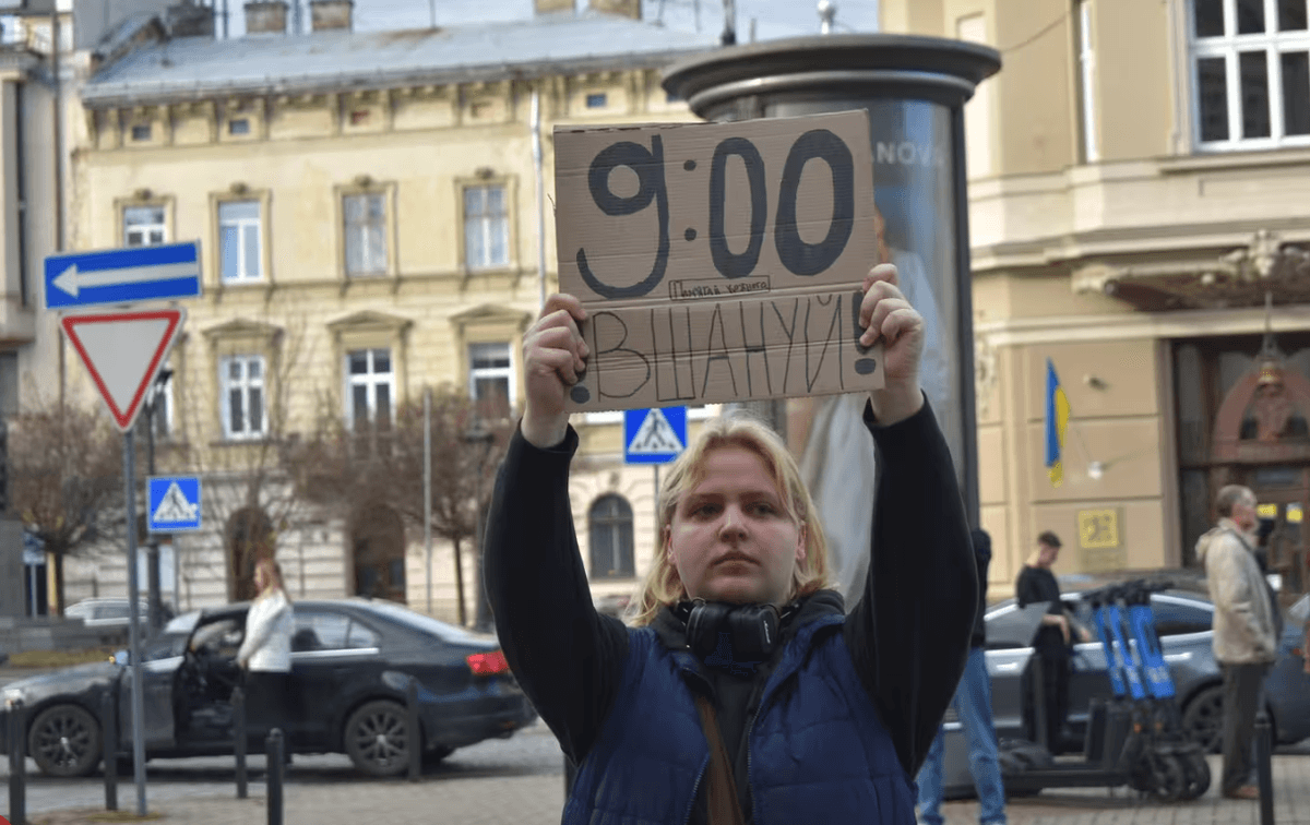 У Львові пропонують виконувати Гімн України та «Отче наш» після вранішньої хвилини мовчання