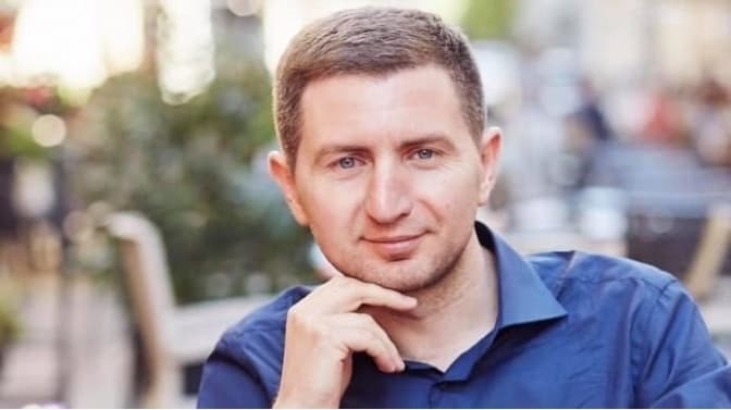 Facebook Остап Стахів