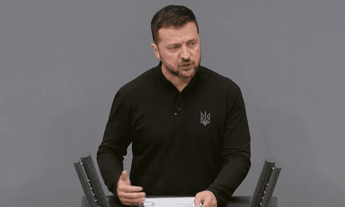 Володимир Зеленський під час промови в Бундестазі Німеччини