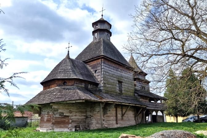 На Львівщині реставрують один із найстаріших храмів та коли обмежено придатні пройдуть повторний огляд. Підсумки доби
