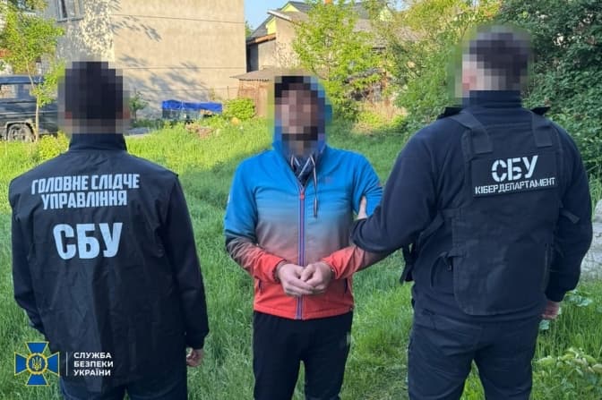 На Львівщині затримали 57-річного агента ФСБ, який збирав координати військових об’єктів для нових ударів рф