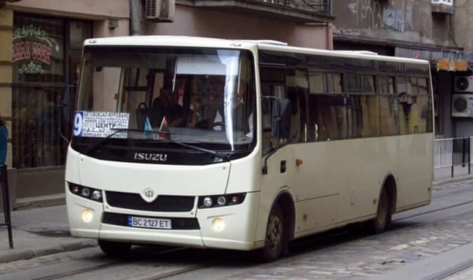 До кінця вересня Львів отримає 10 нових низькопідлогових автобусів із кондиціонерами: на які маршрути